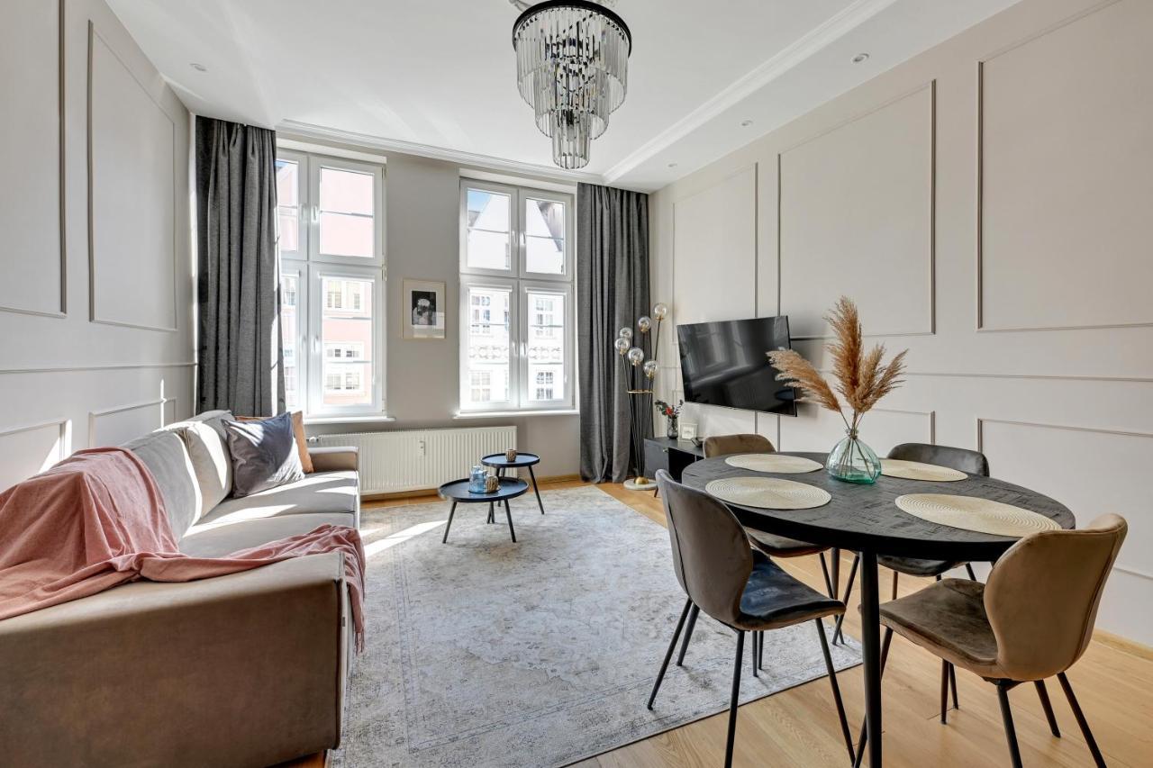 Old Town Ogarna IV Glamour By Downtown Apartments 格但斯克 外观 照片