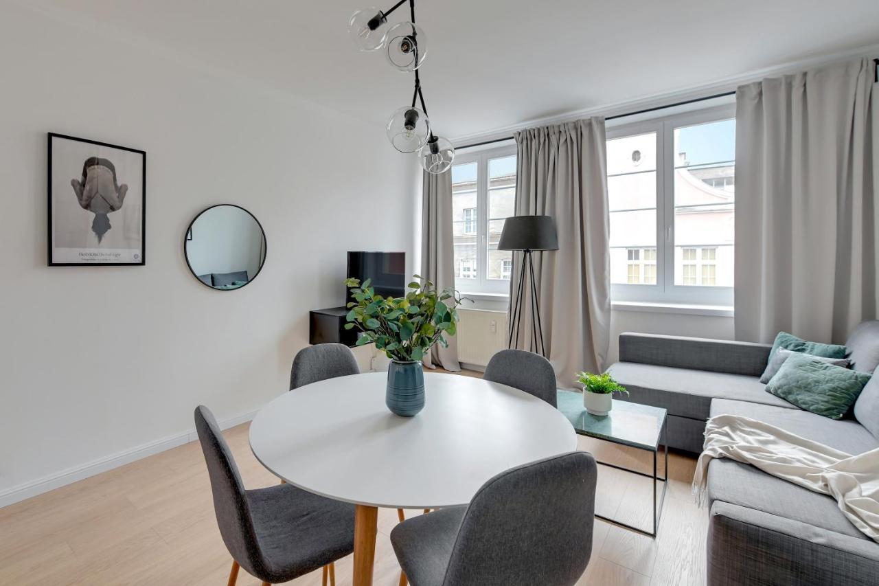 Old Town Ogarna IV Glamour By Downtown Apartments 格但斯克 外观 照片